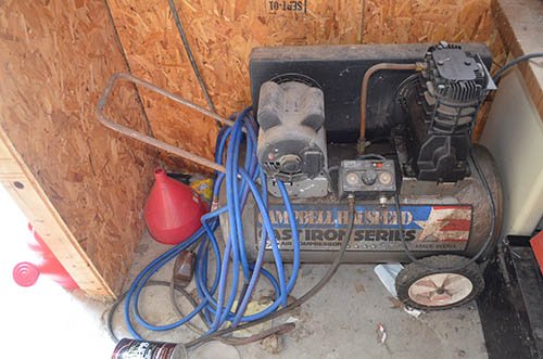 Property photo 65 - Personal Property Auction, Tractor & Implements, Cars, Lawn & Garden, Hunting & Fishing, Guns, Antiques & Collectibles, Household